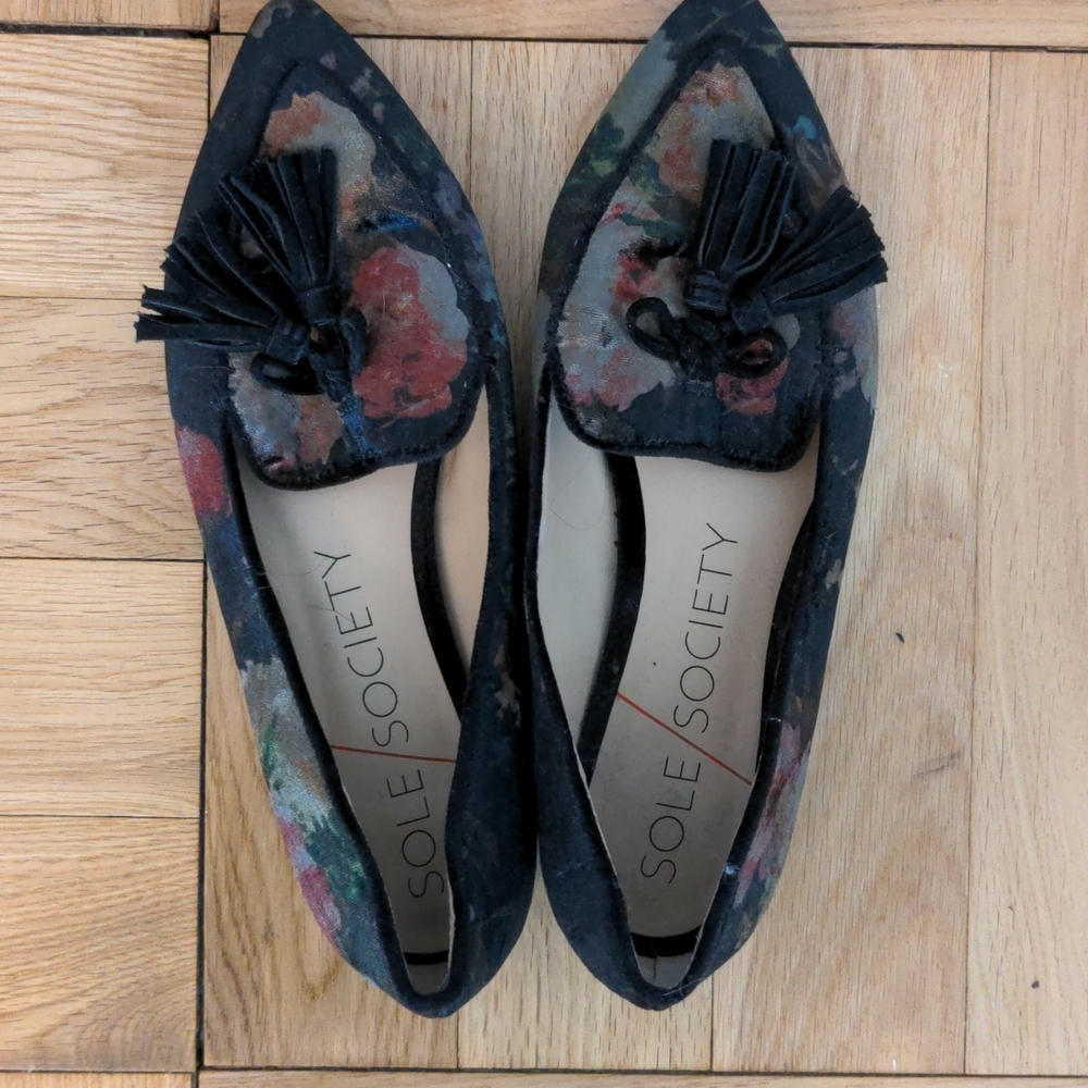 Sole society flats